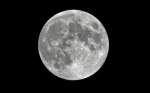 18.10.2013 war der Mond zu 100% beleuchtet und 387.587 km von der Erde entfernt (laut Mondphasen App).