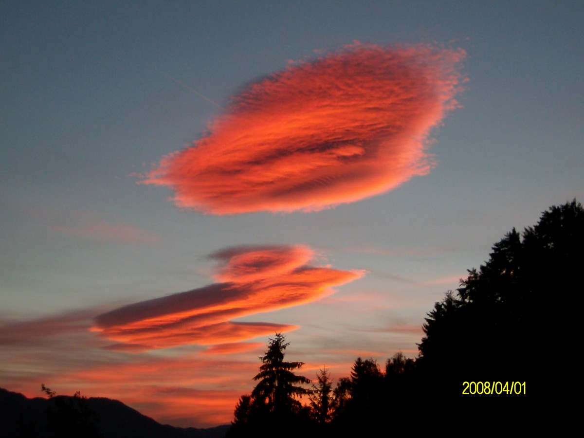 Abenddämmerung im Drautal. (2013)