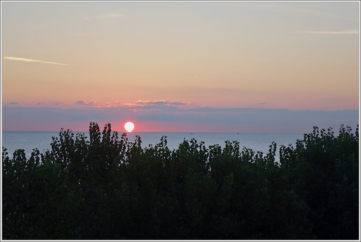 Sonnenaufgang über der Adria 
(17.09.2014)