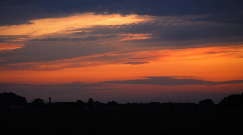 Abendhimmel ber Tssling.