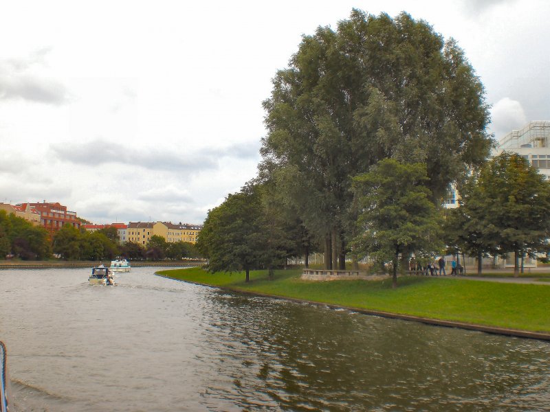 An der SPREE,
BERLIN,
2007