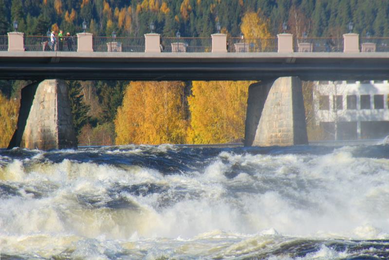 Der Lgen-Wasserfall in Kongsberg; 17.10.2009