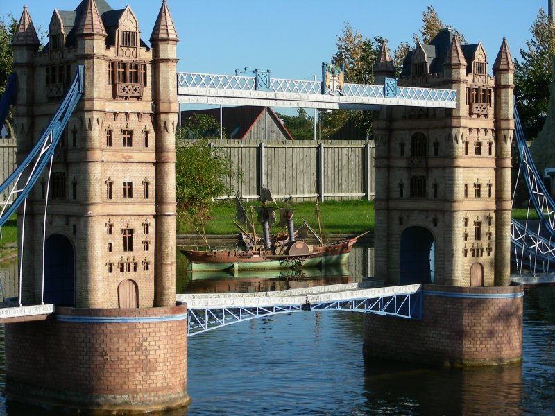 die Towerbrcke im Miniaturpark in Gingst