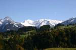 Das kleine dorf Kornau hier im Vordergrund, kommt einem noch kleiner vor, wenn man das groe Nebelhorn dahinter siht.