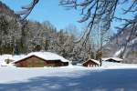 Bauernhöfe im Winterschlaf :-} gesehen im Trettachtal zwischen Christlessee und Spielmannsau (Januar 2012)