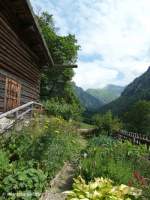 In Gerstruben ist das  Jakobe Haus  als Museum samstags im Sommer geöffnet - der Bauerngarten gehört dazu (August 2010)