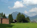 Der Grünten nördlich von Sonthofen, gesehen von der Gartenterrasse vom Gasthof  Begwirt  in Hüttenberg (Oberallgäu - August 2010)