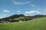 Blick auf das kleine Dorf Buchenegg, der Namensgeber fr die Buchenegger Wasserflle. Der kleine Ort liegt in der Nhe von Oberstaufen. Die Aufnahme datiert vom 31.07.2012.