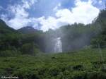 Der imposante Wasserfall namens Stuibenfall im hinteren Oytal zwischen Gutenalp und Käseralp hinter Oberstdorf (Kreis Oberallgäu, Juli 2008)