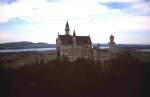 Blick von der Marienbrücke auf die Südfassaden Neuschwansteins- Scan vom Dia (Landkreis Ostallgäu, Bayern, August 1987)