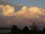 Diese Wolkenformation wurde von mir in Kassel aufgenommen.Ich war mir bezglich der Kategorie nicht sicher deswegen hab ich es erstmal hier drin.