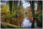 Fischerhude, Wümme-Mittelarm. Das Dorf an der Wümme mit ihren vielen Seitenarmen, erinnert stark an den Spreewald, früher fuhren hier die Torfkähne bis nach Bremen. November 2024.