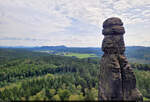 Wahrzeichen des Bergs Pfaffenstein ist die Barbarine – ein spitzförmiger Felsen am südlichen Ende des Pfaffensteins.