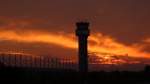 Die ersten Lichtblicke bei der Flugzeugweft in Hamburg Finkenwerder am 13.10.2013. Der Tag war kalt aber sonnig.