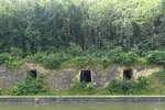 Impressionen einer Schiffsfahrt über die Kanäle im Niederländisch – Belgischen Grenzgebiet. Bei der Verbreiterung des Albert Kanals in den 1990 Jahren wurden die Fort Eben Emael - Tunnel im Sandstein freigelegt. Diese sind aber nicht öffentlich zugänglich 17.07.2024