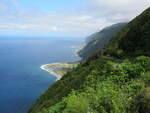 Küstenlandschaft der Azoren-Insel Sao Jorge am 17.07.2024