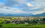 Bergkulisse bei Altstätten (CH), fotografiert aus dem Auto.