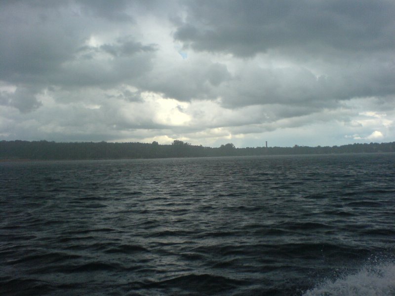 Wolkenbruch ber den Wannsee in Berlin.